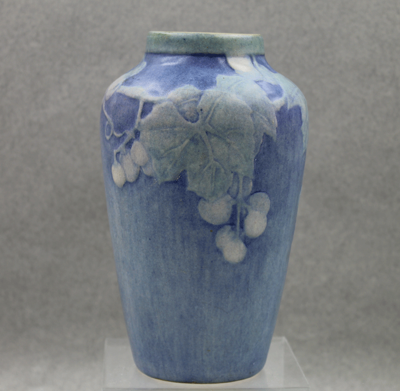 Newcomb College Pottery Grape Vine 6 3/4" Vase New Orleans Sarah Irvine 1919